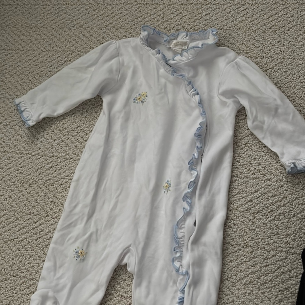 ‘Kissy Kissy’ baby onsie